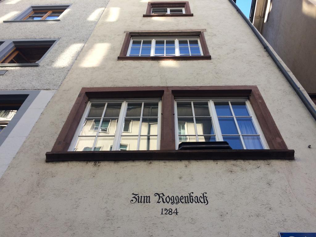 In Swiss Home - Rathaus From 1284 Historical Apartment Basel Exterior foto